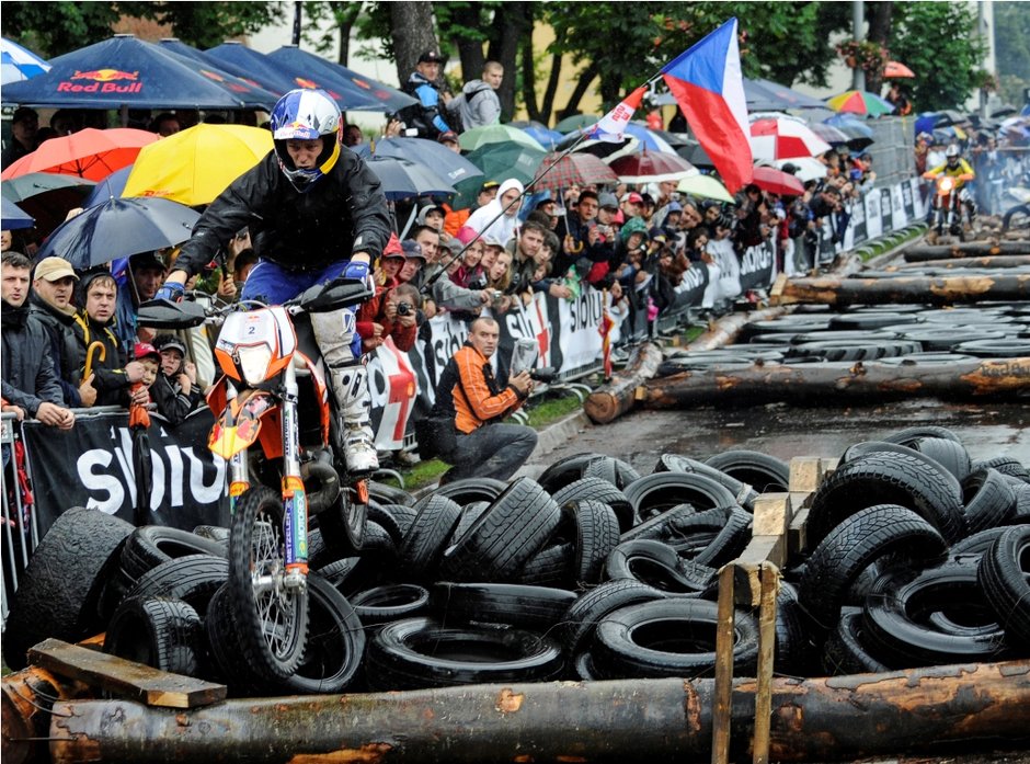 Red Bull Romaniacs 2011 se prefigureaza a fi un duel intre Chris Birch si Graham Jarvis