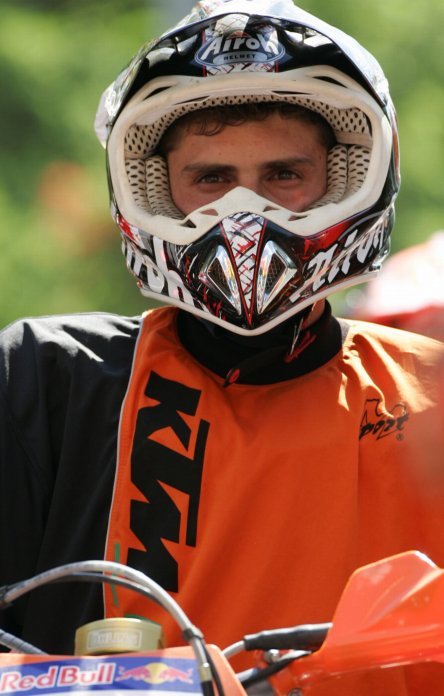 RED BULL ROMANIACS: Romanii pregatiti pentru start! RED BULL ROMANIACS: Romanii pregatiti pentru start!