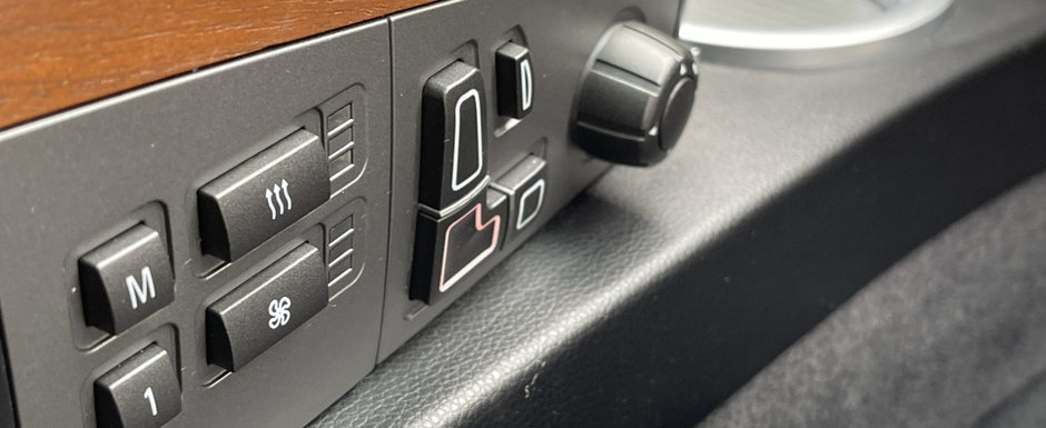 Regreta si azi ziua in care a cumparat-o. Masina cu motor V8 pe benzina se vinde acum la pret de Volkswagen Golf TDI Regreta si azi ziua in care a cumparat-o. Masina cu motor V8 pe benzina se vinde acum la pret de Volkswagen Golf TDI