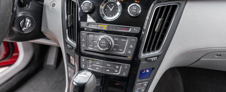 Regreta si azi ziua in care a cumparat-o. Masina cu motor V8 supraalimentat se vinde acum la pret de Golf Regreta si azi ziua in care a cumparat-o. Masina cu motor V8 supraalimentat se vinde acum la pret de Golf