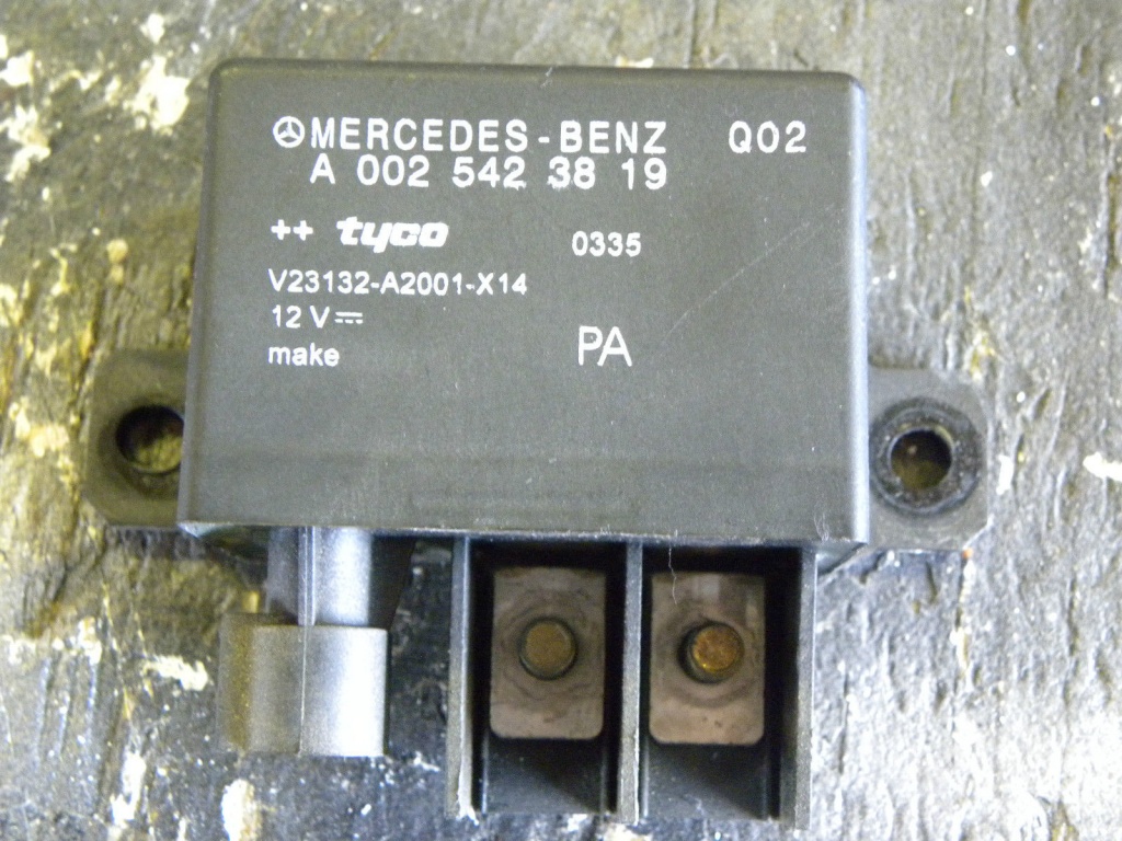 Regulator Baterie Mercedes W211 Releu A0025423819