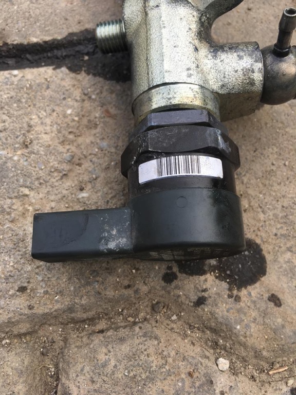 Regulator presiune mercedes Vito w639 2005