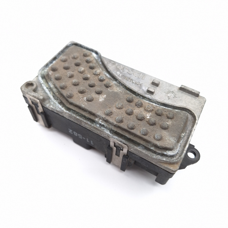 Regulator Trepte Ventilator Habitaclu / Rezistenta Audi A6 (4F, C6) 2004 - 2011 4F0820521A, 4F0820521, 4F0 820 521 A, 4F0 820 521, 4F0910521, 4F0 910 521, CZ2468104847, CZ246810 4847, 9140010511, 944 F 212803