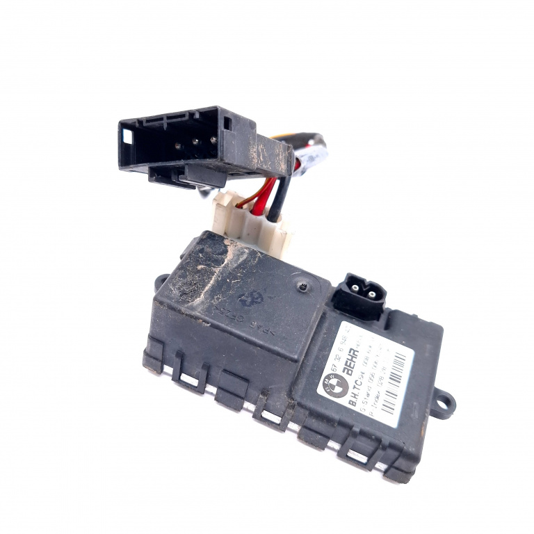 Regulator Trepte Ventilator Habitaclu / Rezistenta BMW 5 (E60, E61) 2003 - 2010 67326948422, 5HL00860600, 05600676149, 5HL008606-00, 0282811051, H0500