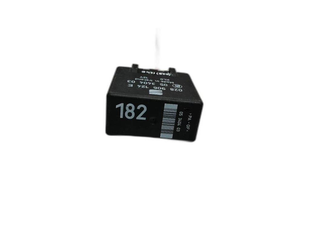 Releu 182 VAG OEM 028906124E