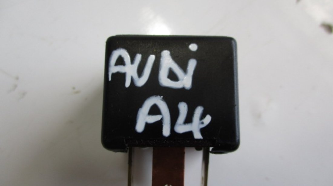 RELEU 267 COD 443919578C AUDI