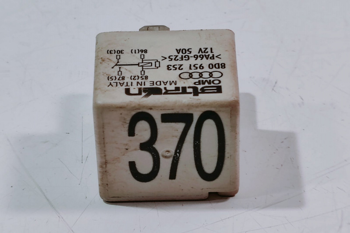 Releu 370 8D0951253 Audi