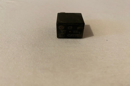 Releu 90229206 Opel Omega B [1994 - 1999]