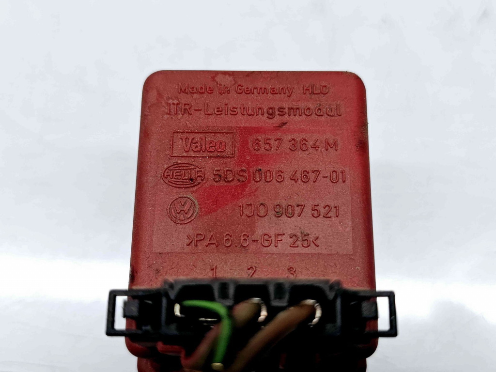 Releu AUDI A3 (8L1) [Fabr 1996-2003] 1J0907521