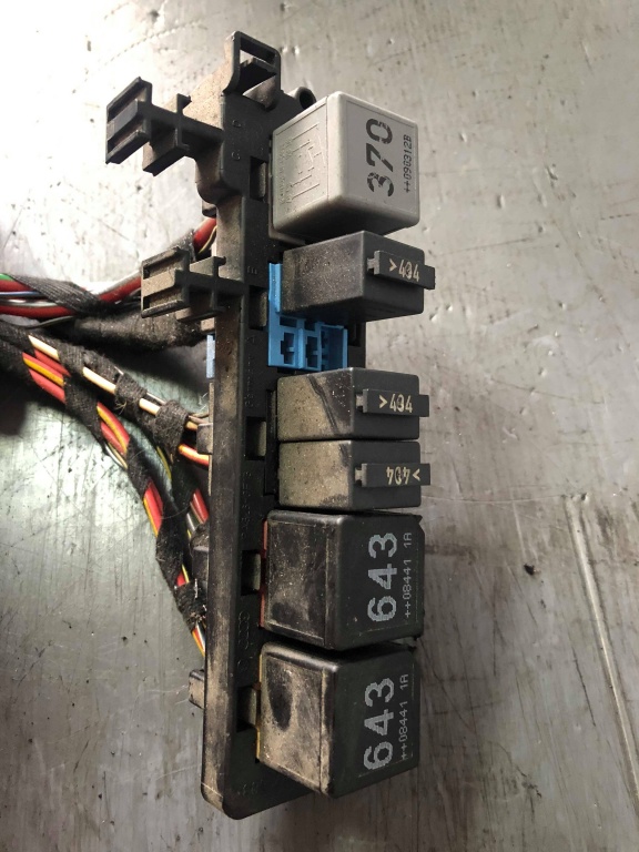 Releu audi a3 8p 1k1937503