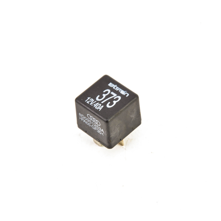 Releu Audi A8 (4E) 2002 - 2009 8D0951253A