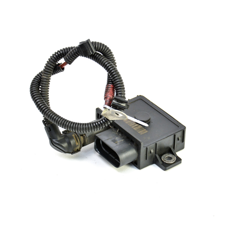 Releu Bmw 7 (F01, F02, F03, F04) 2008-2015 740 D Xdrive N57 D30 B Motorina 8591724, 8 591 724, 859172401, 8 591 724 01