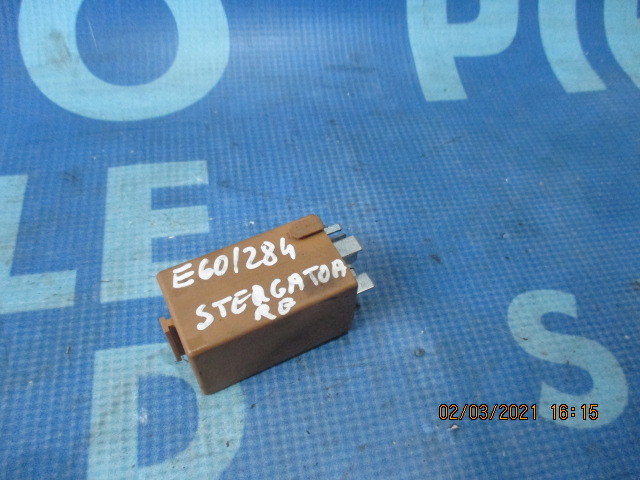Releu BMW E60 2008; 8384505 (stergatoare)