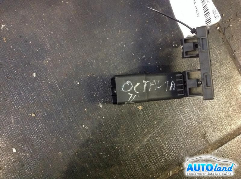 Releu Buji 038907281d Skoda OCTAVIA 1Z3 2004