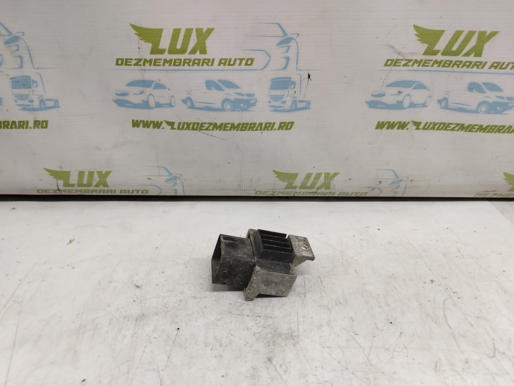 Releu bujii 1.5 k9k 8200859243 Nissan Qashqai J10 [2007 - 2010]