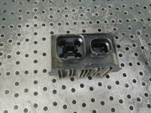 Releu bujii 1.7cdti a17dtr opel astra j 55557761 51299045