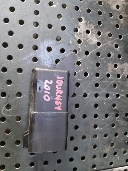 Releu bujii 2.0 crd dodge journey 0281003040 05033351aa