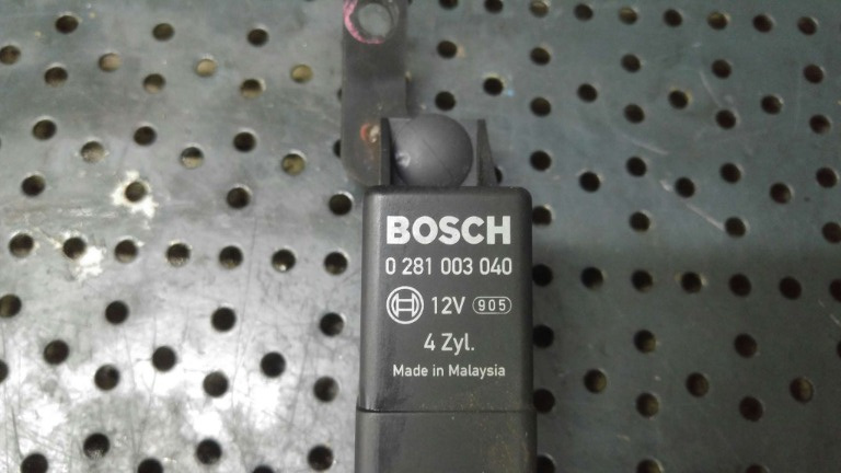 Releu bujii 2.0 crd dodge journey 05033351aa 0281003040