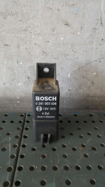 Releu bujii 2.0 tdi vw golf 5 plus 5m1 521 0281003038