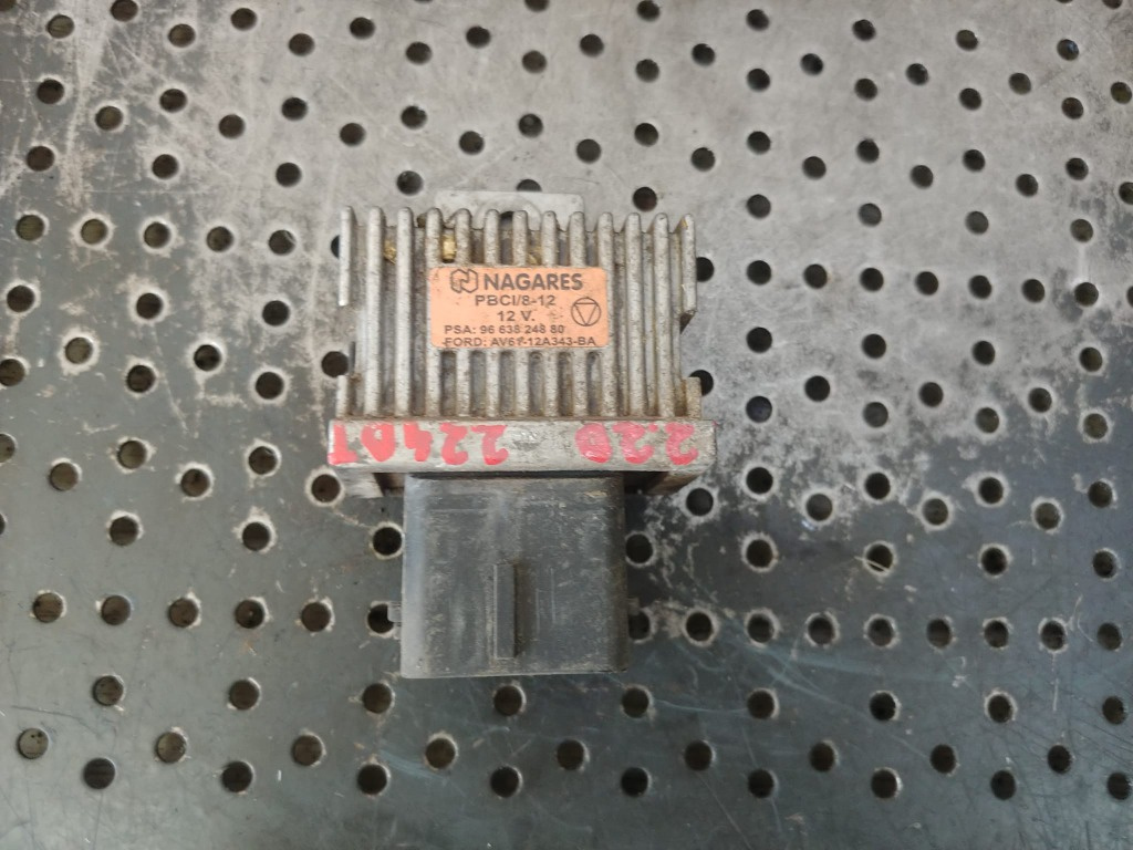 Releu bujii 2.2 d 224dt land rover range rover evoque l538 av61-12a343-ba