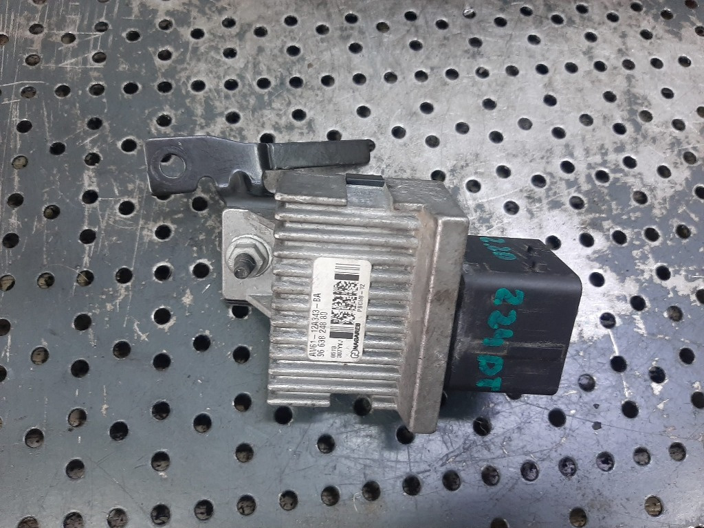 Releu bujii 2.2 d 224dt land rover range rover evoque l538 av61-12a343-ba