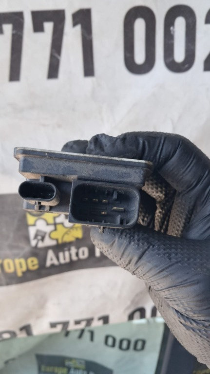 Releu bujii Bmw seria 1 E81 E82 E87 E88 cod 781085604 / 0522120103