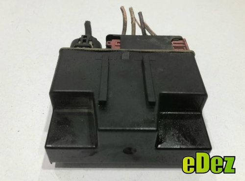 Releu bujii Citroen C4 Picasso (2006->) [UD_] 2.2 hdi 9652021180