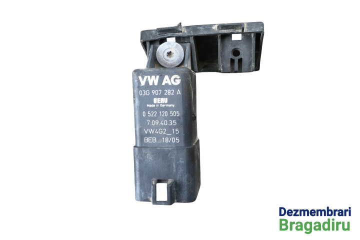 Releu bujii incandescente Cod: 3G0907282A 3G0907282A Volkswagen VW Jetta 5 [2005 - 2011] Sedan 4-usi 1.9 TDI MT (105 hp) Cod motor: BKC, Cod cutie: GQQ, Cod culoare: LA7W