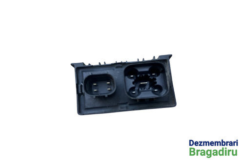 Releu bujii incandescente Cod: 55557761 55557761 Opel Astra J [2009 - 2012] Sports Tourer wagon 1.7 ...