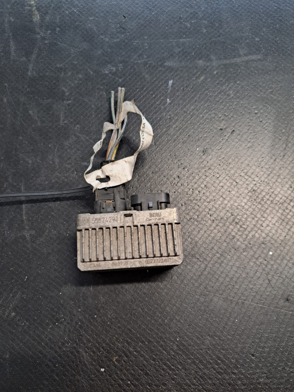 Releu bujii Opel Antara/ Insignia - COD 55574293