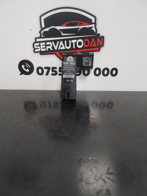 Releu bujii Volkswagen Caddy 3 (2004-2010) 1.9 Motorina 2008, 038907281D