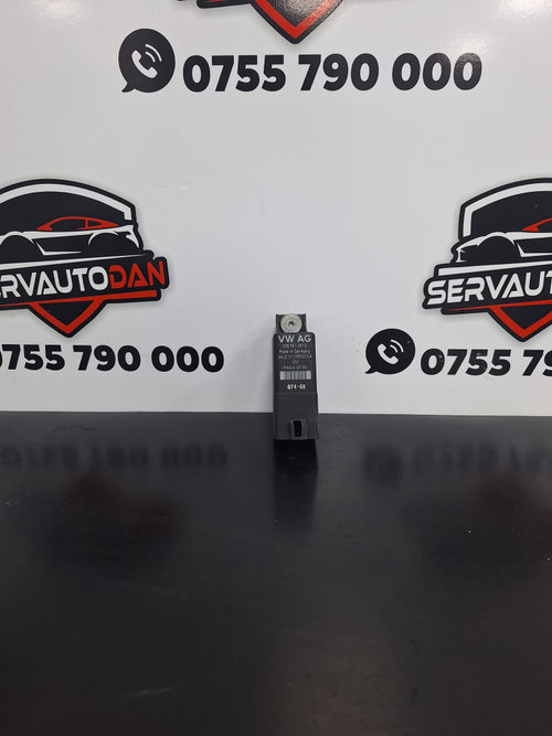 Releu bujii Volkswagen Jetta 5 (2005-2010) 2.0 Motorina 2006, 038907281D