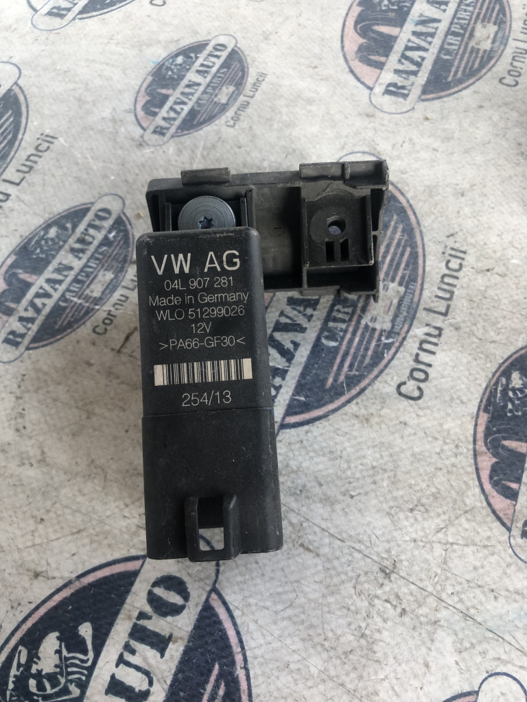Releu bujii Volkswagen Tiguan 2014, 04L907281