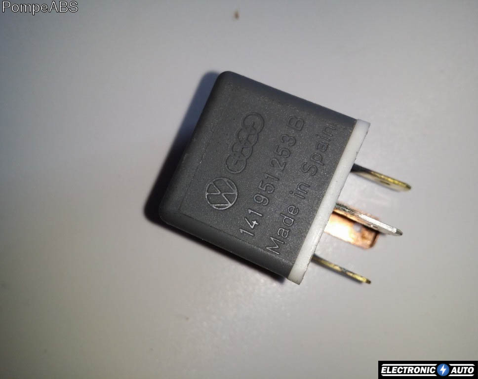 Releu calculator confort VW Audi 141951253B