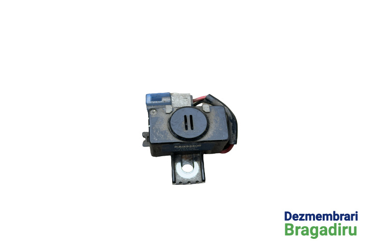 Releu claxon Cod: MB649187 Mitsubishi Pajero 3 [1999 - 2003] SUV 5-usi 3.2 DI-D AT (165 hp) Cod motor 4M41
