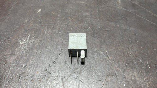 Releu cod 1K0951253 , 1K0 951 253 pentru VW Audi Skoda Seat