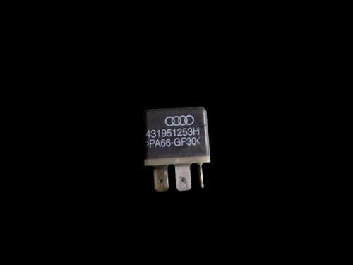Releu Cod: 204 431951253H Audi A6 4B/C5 [1997 - 2001] Sedan 2.8 MT quattro (193 hp)