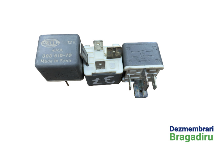 Releu Cod: 4RA-003510-70 Mercedes-Benz Vito W638 [1996 - 2003] Minivan 110 D MT (98 hp) 2.3 TD