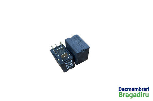 Releu Cod: 7700414484 7700414484 Renault Laguna 2 [2001 - 2005] Liftback 1.6 MT (107 hp) II (BG0/1_)