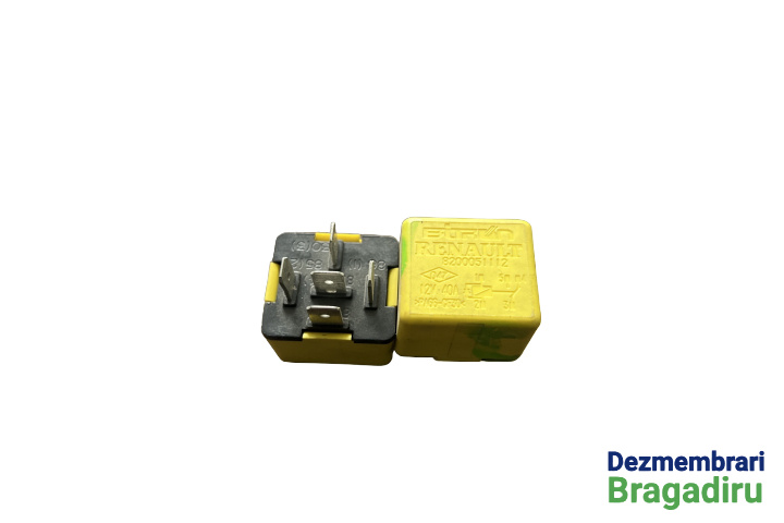 Releu Cod: 8200051112 Renault Megane 2 [2002 - 2006] Hatchback 5-usi 1.9 dCi MT (120 hp) II (BM0/1_ CM0/1_)