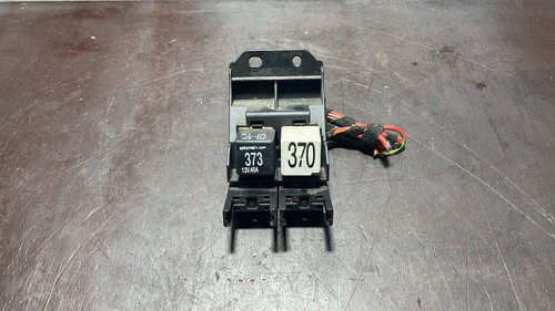 Releu cod 8D0951253A , 8D0 951 253 A pentru VW Audi Skoda Seat