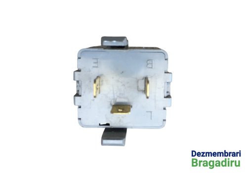Releu Cod: 95550-2E100 Hyundai Tucson [2004 - 2010] Crossover 2.0 CRDI MT 4WD (140 hp) Cod motor D4E...