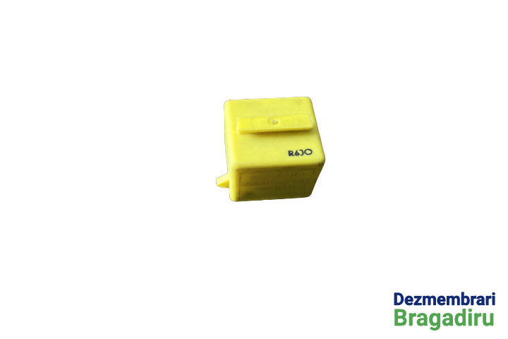Releu Cod: YWB10027 V23134-B52-X130 Land Rover Freelander [1998 - 2006] Crossover 5-usi 2.0 TD MT (109 hp) (LN) TD 4 2.0 D - M47