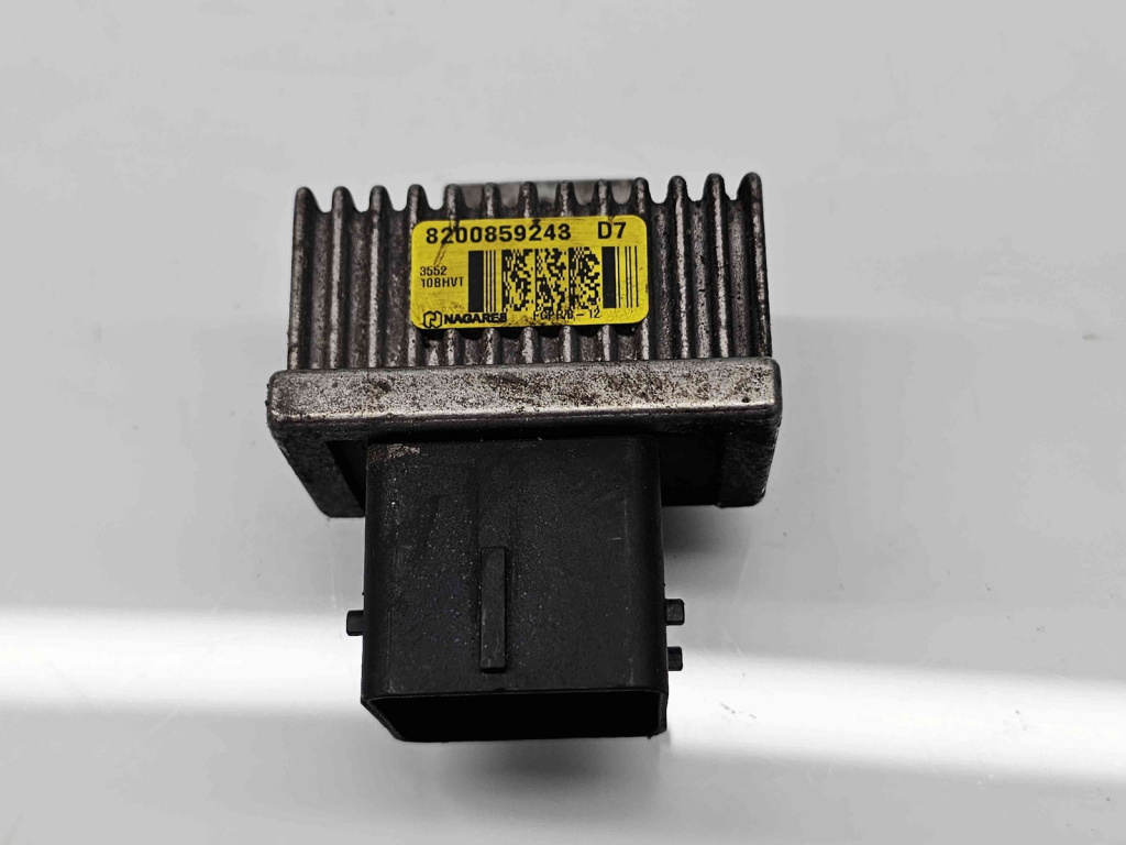Releu DaciaDuster [Fabr 2010-2017] 8200859243