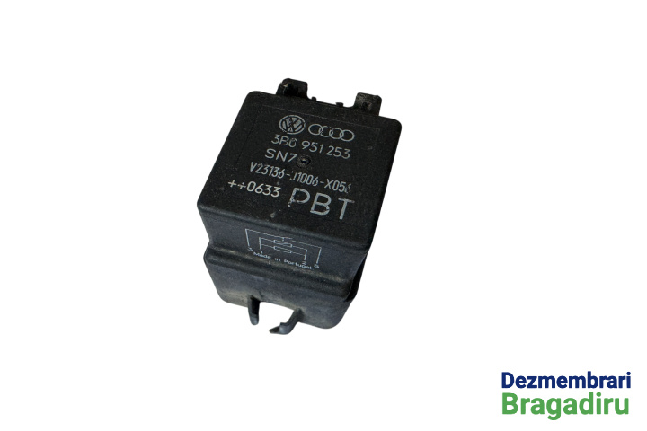 Releu dezaburire Cod: 3B0951253 3B0951253 Volkswagen VW Passat B6 [2005 - 2010] wagon 5-usi 2.0 TDI MT (170 hp) Cod motor: BMR