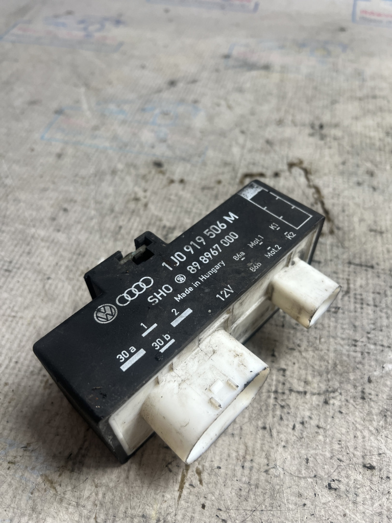 Releu electroventilatoare Skoda Fabia 2 1.2 2012, 1J0919506M