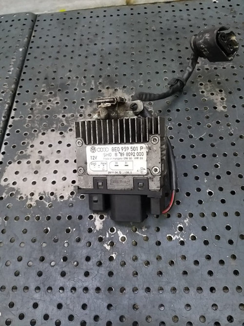 Releu electroventilator 3.0 tdi audi a4 b7 8e 8e0959501p