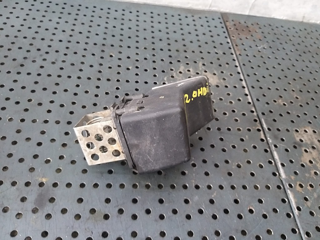 Releu electroventilator peugeot 307 9649247680