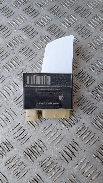 Releu electroventilator Peugeot 308 T9 an 2019 cod 9662570880