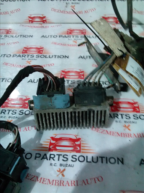 Releu electroventilator RENAULT MEGANE 3 1.5 dci an fabr. 2011